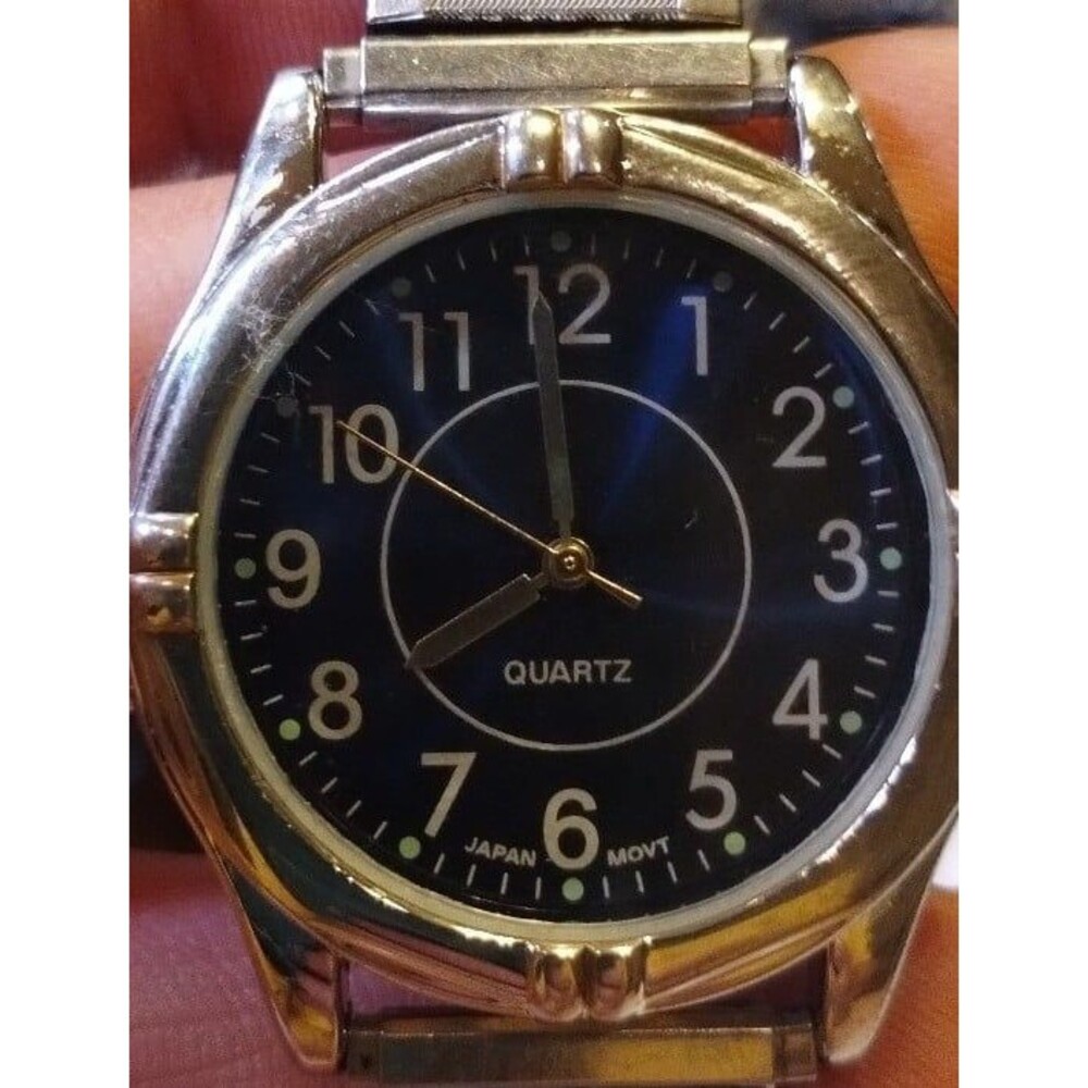 UNBRANDED QUARTZ ANALOG WATCH BLACK DIAL STAINLESS STEEL SILVER BAND NEW BATTERY